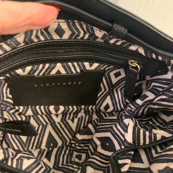 Sanctuary	Black Leather Crossbody - Picture 5 of 7